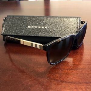 Burberry Sunglasses B4181 Havana/Black